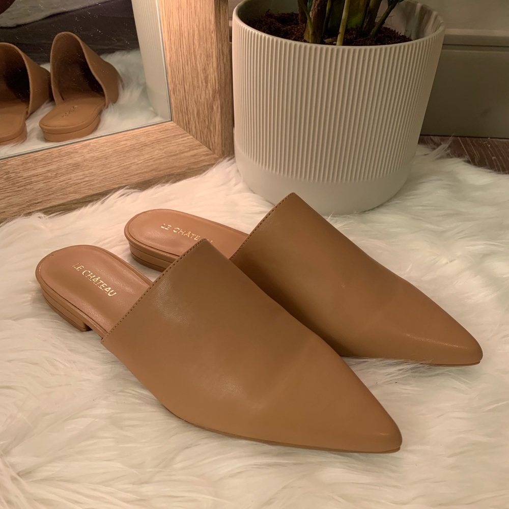 Nude Pointed Mules